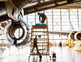 飞机设备维修专业